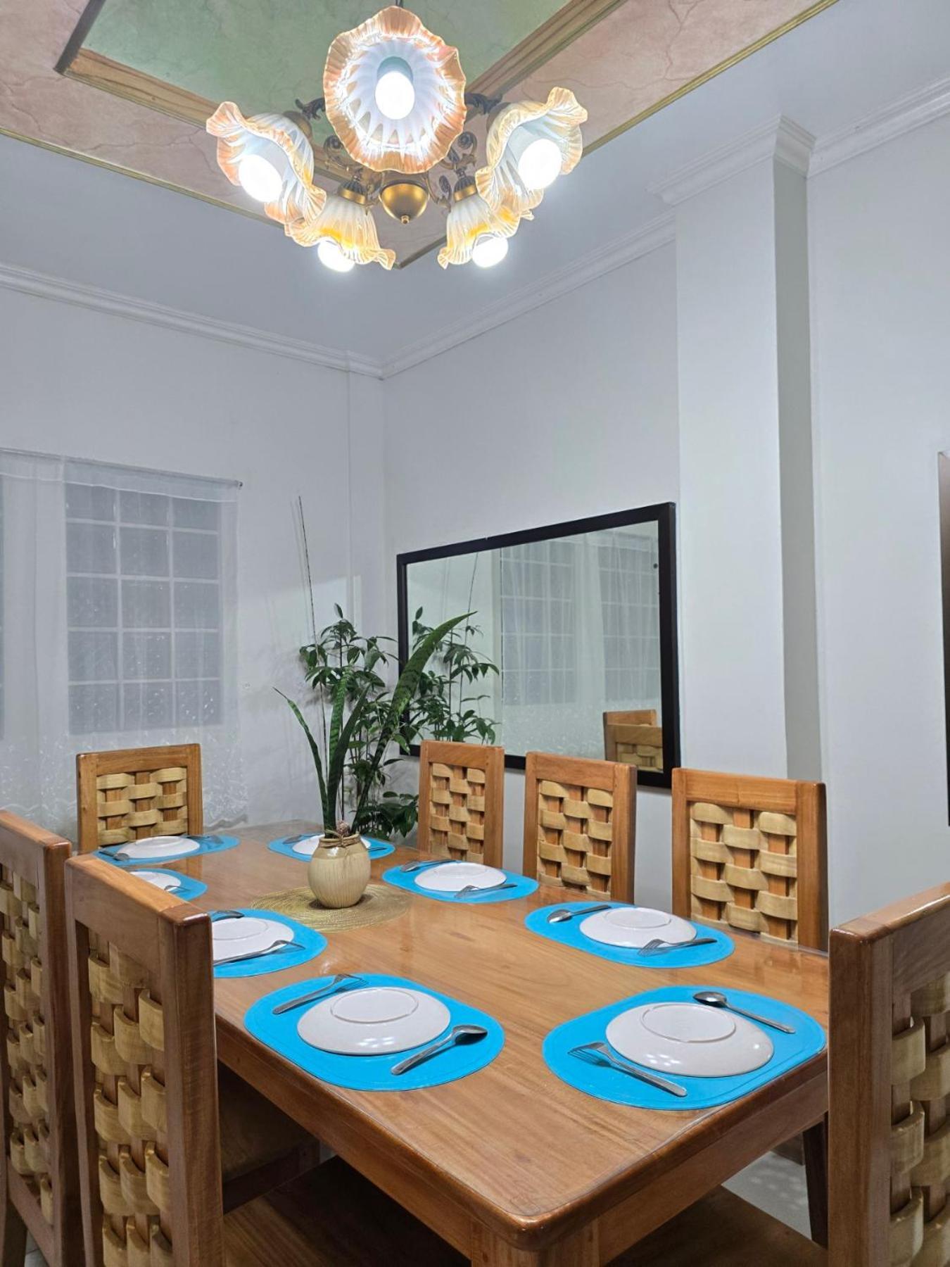 35 Amistad Guesthouse Baguio City Zewnętrze zdjęcie